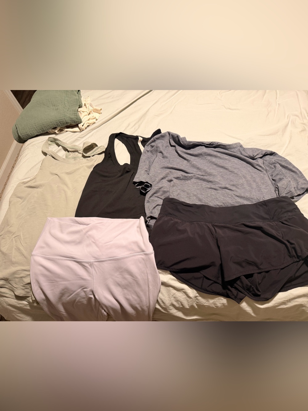 5 piece used LULULEMON bundle